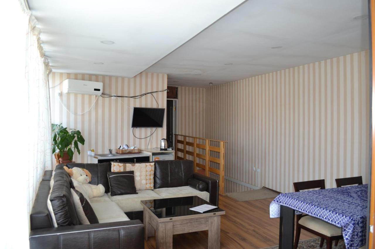 Your House In ティビリシ エクステリア 写真